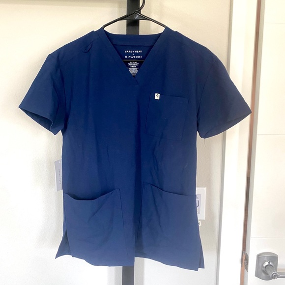 Care+Wear Scrub set in navy size XS - Picture 8 of 11